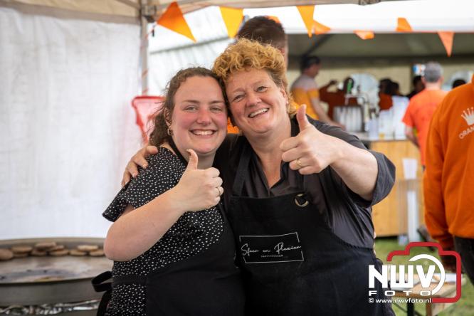 ’t Harde kleurt oranje, gezelligheid op z’n best tijdens Koningsdag 2026! - &copy; NWVFoto.nl